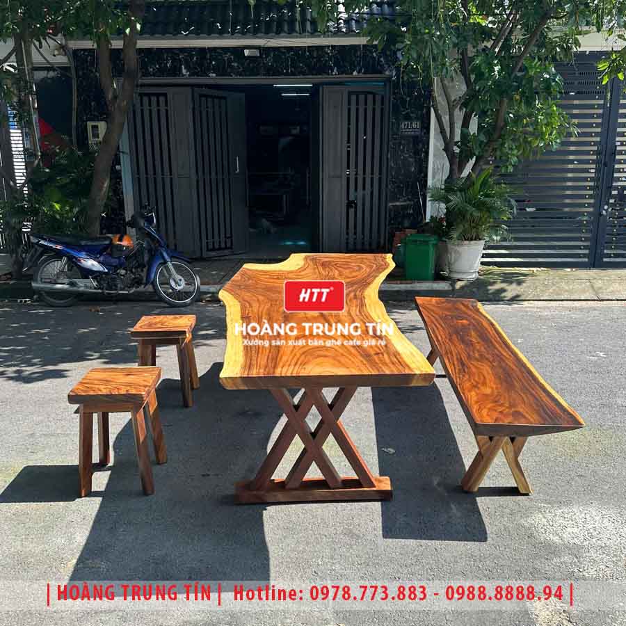 Bàn ghế cafe gỗ me tây ngoài trời HTT01