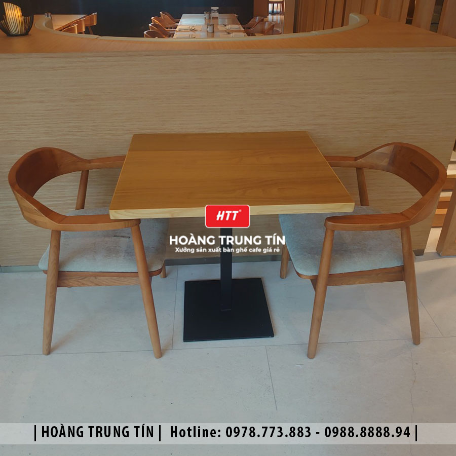 Bàn ghế cafe gỗ nệm HTT01