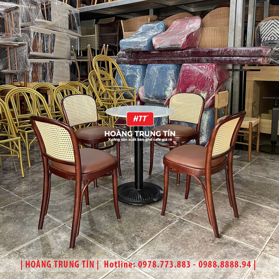 Bàn ghế cafe gỗ nệm HTT033