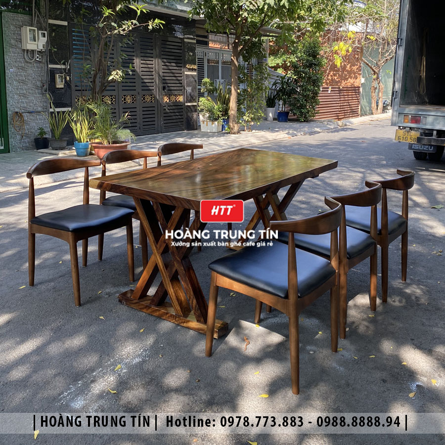 Bàn ghế gỗ nệm cao cấp HTT10