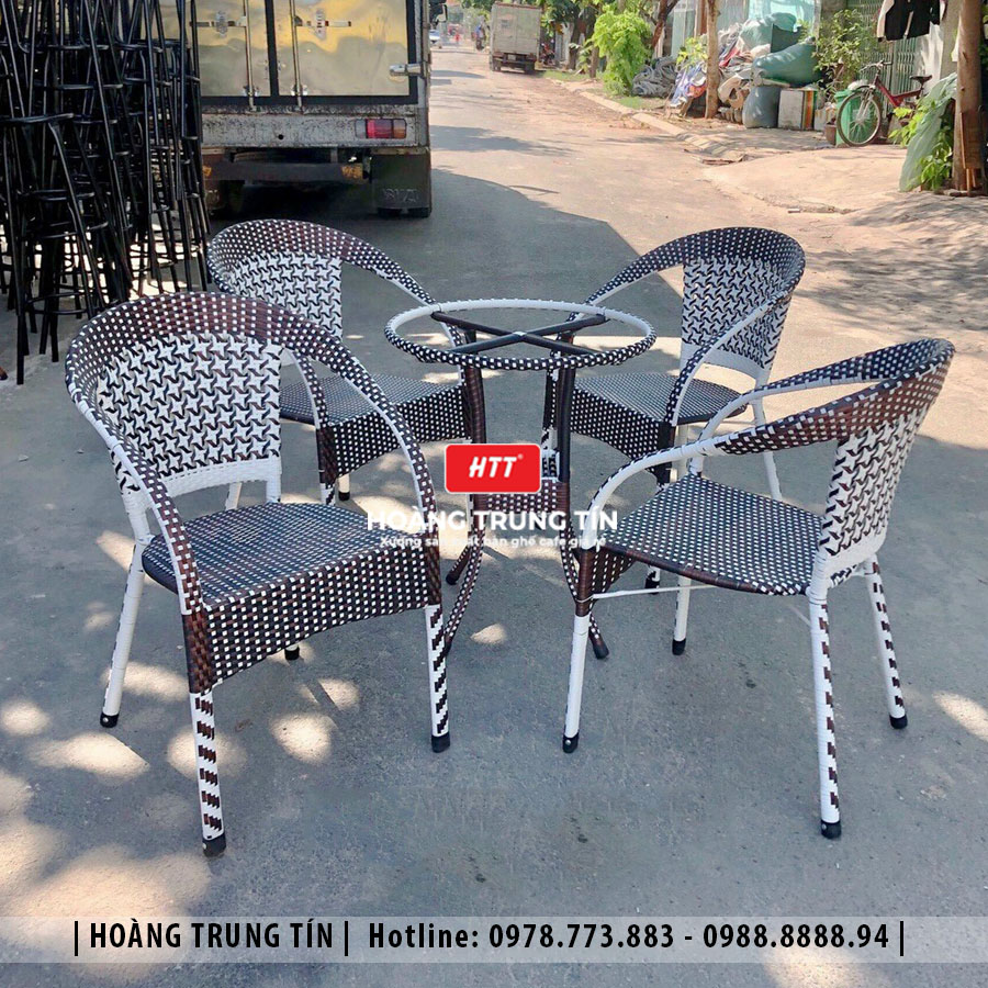 Bàn ghế cafe đan nhựa giả mây ngoài trời HTT16
