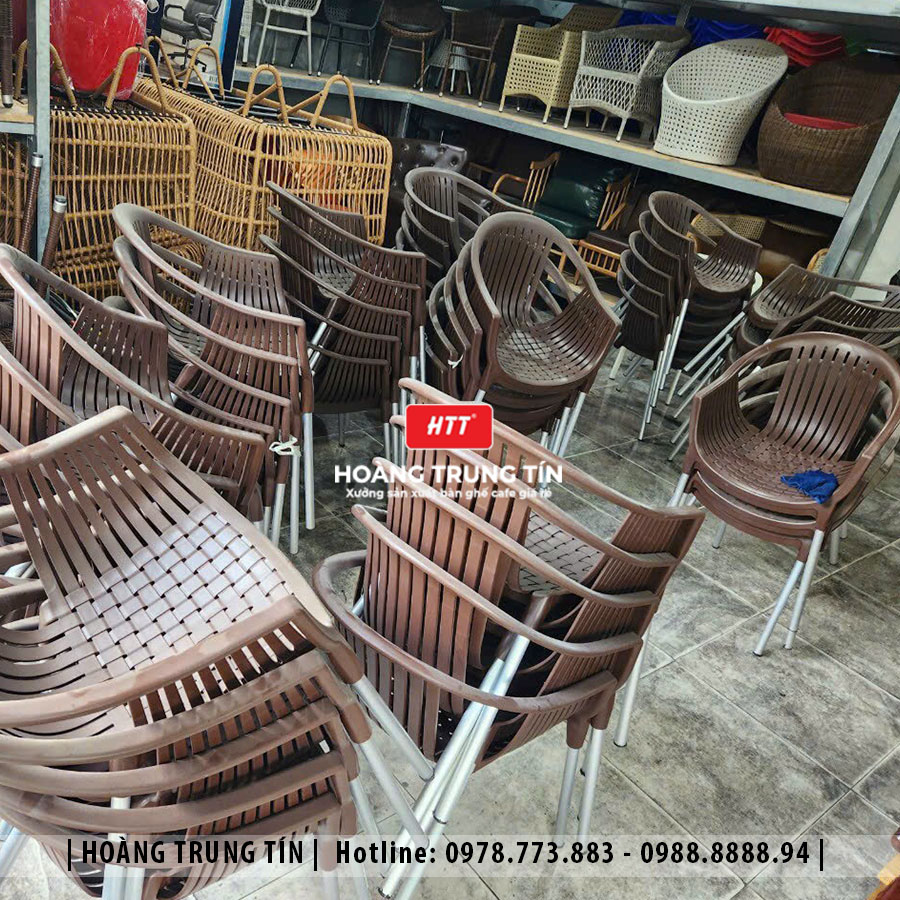 Bàn ghế cafe nhựa đúc ngoài trời HTT05