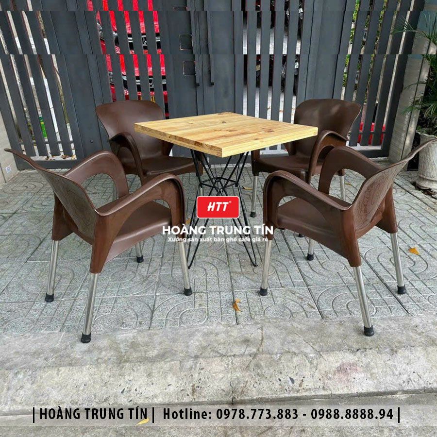 Bàn ghế cafe nhựa đúc ngoài trời HTT04