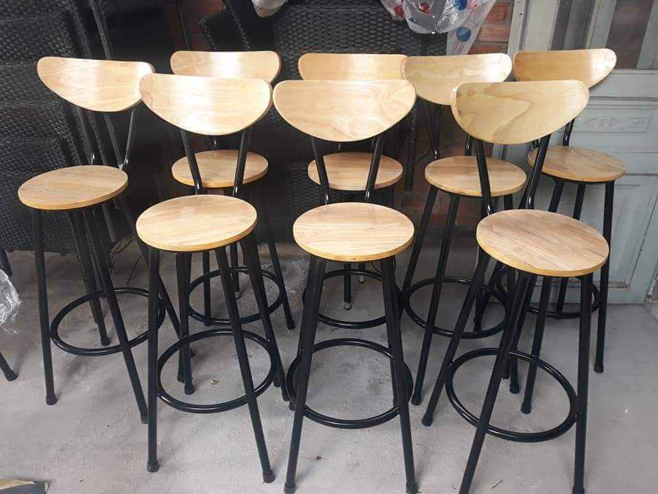 BÀN GHẾ SẮT HTT 11
