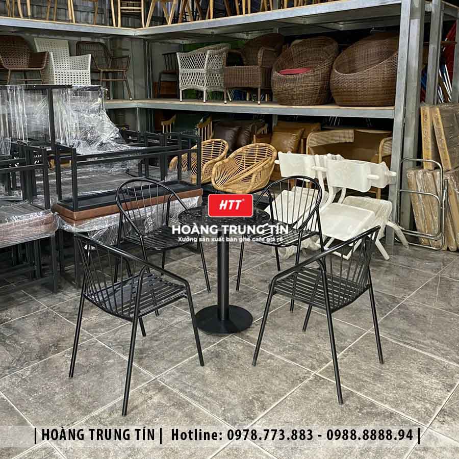 Bàn ghế sắt cafe ngoài trời HTT13