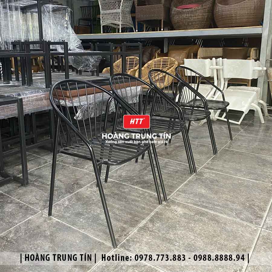 Bàn ghế sắt cafe ngoài trời HTT13