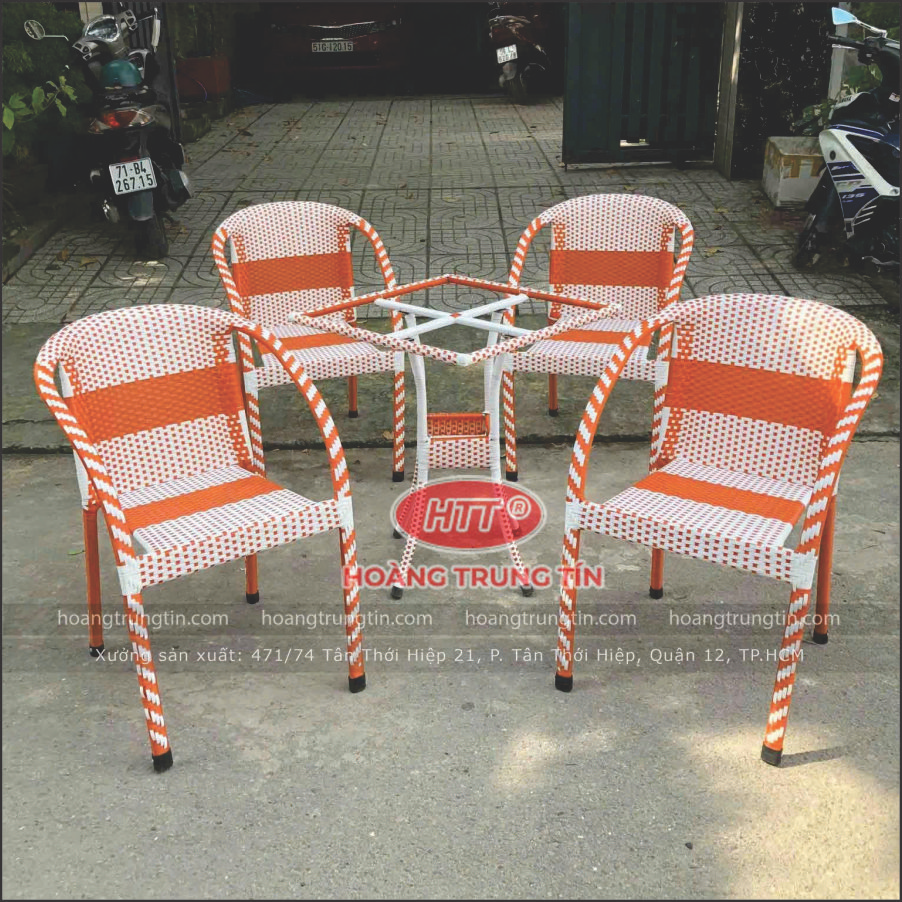 Bàn ghế đan dây nhựa cao cấp màu cam trắng