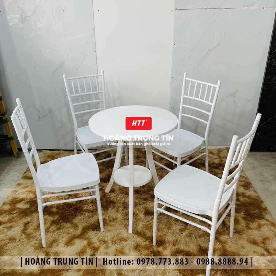 Ghế nhựa đúc nguyên khối HTT24