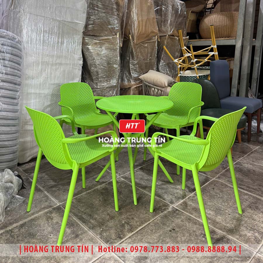 Bàn ghế nhựa đúc nguyên khối HTT07