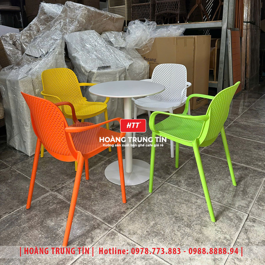 Ghế nhựa đúc nguyên khối HTT28