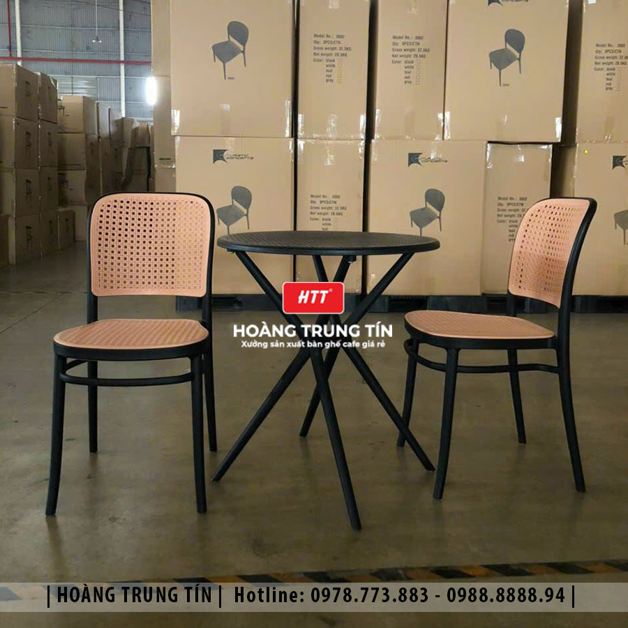 Ghế nhựa đúc nguyên khối HTT14