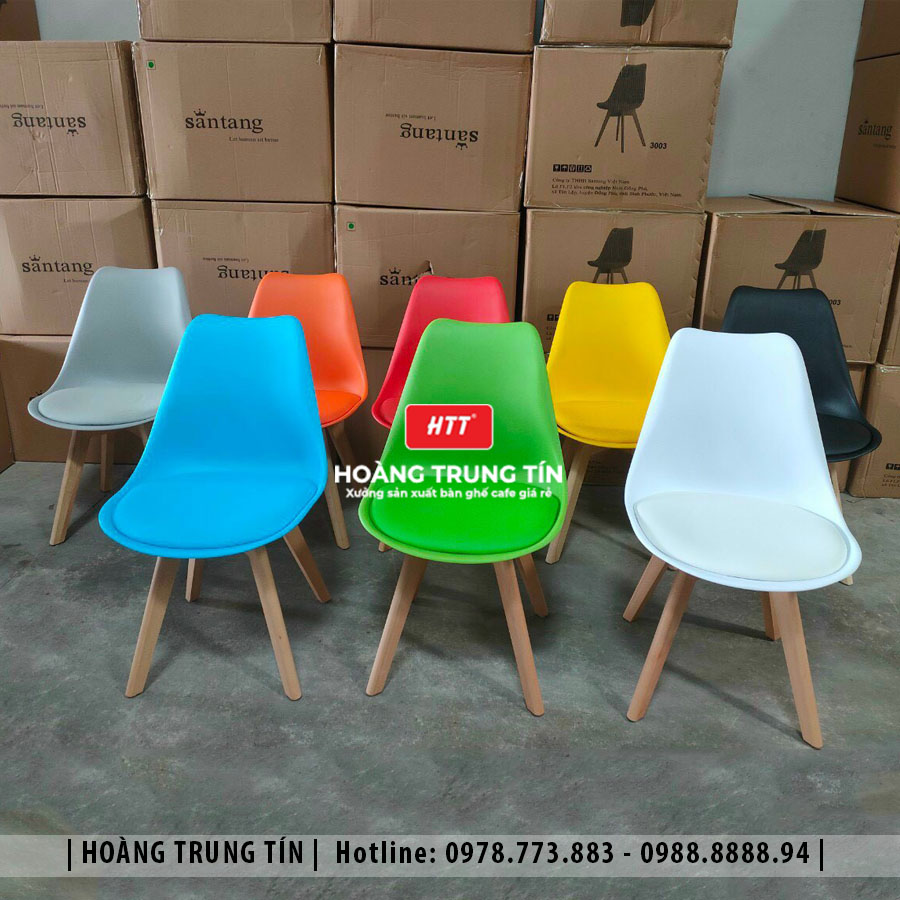 Ghế nhựa đúc nguyên khối chân gỗ HTT02