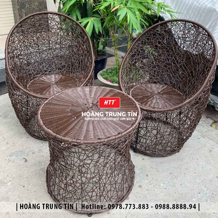 Bàn ghế trứng đan nhựa giả mây HTT09
