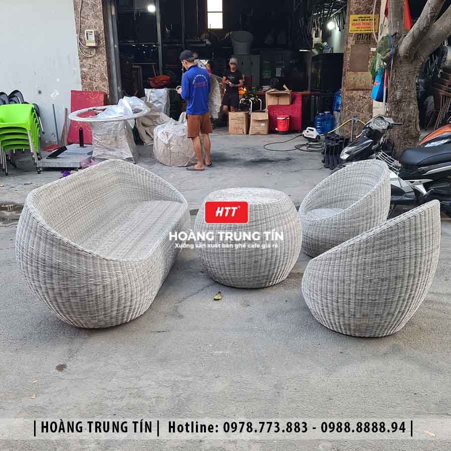 Bàn ghế trứng đan nhựa giả mây HTT07