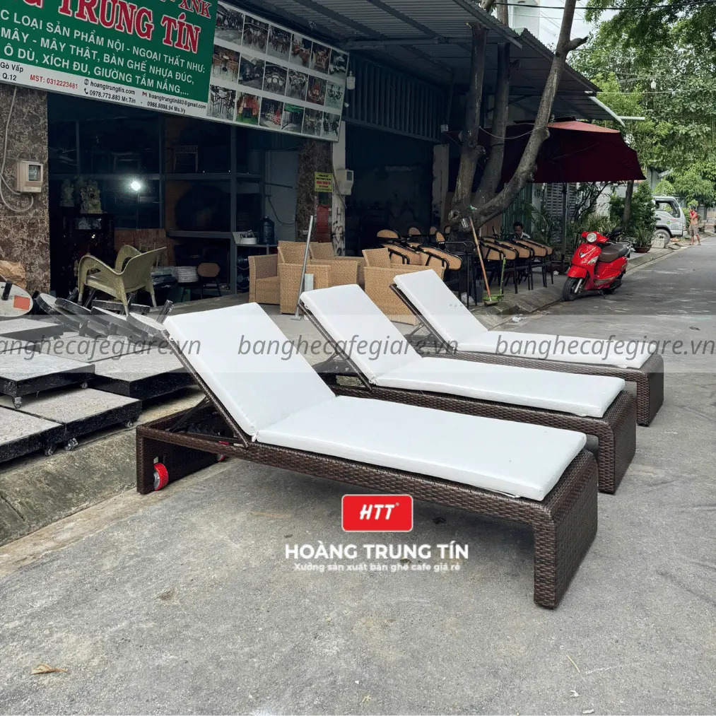 Giường Tắm Nắng Nhựa Giả Mây: Top 7 Mẫu Đẹp Cho Hồ Bơi & Resort 2026