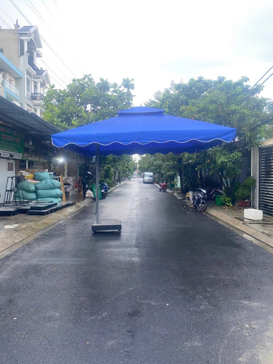 Dù che nắng chính tâm 3m HTT05