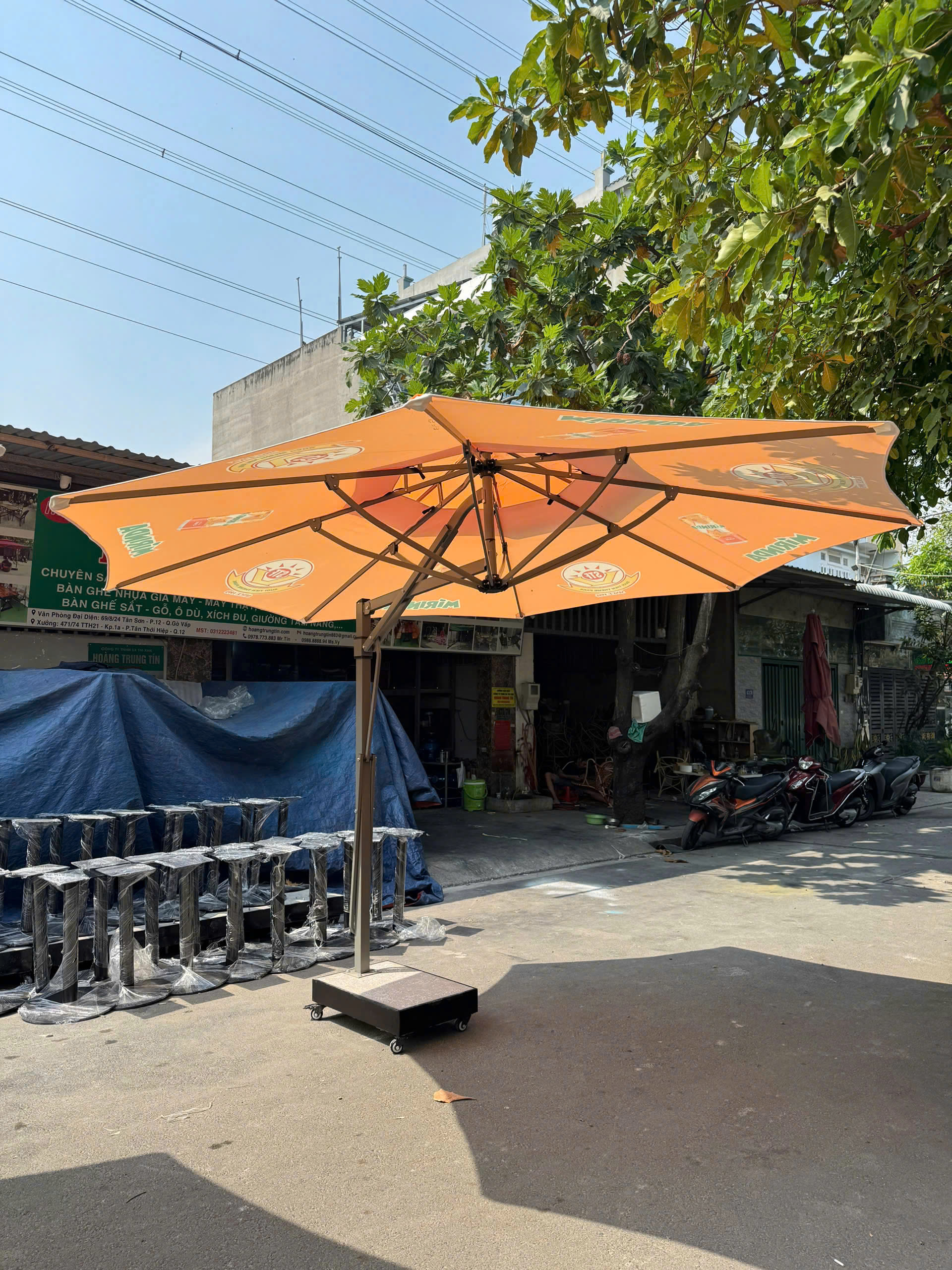Dù lệch tâm vuông 3m in chuyển nhiệt HTT01