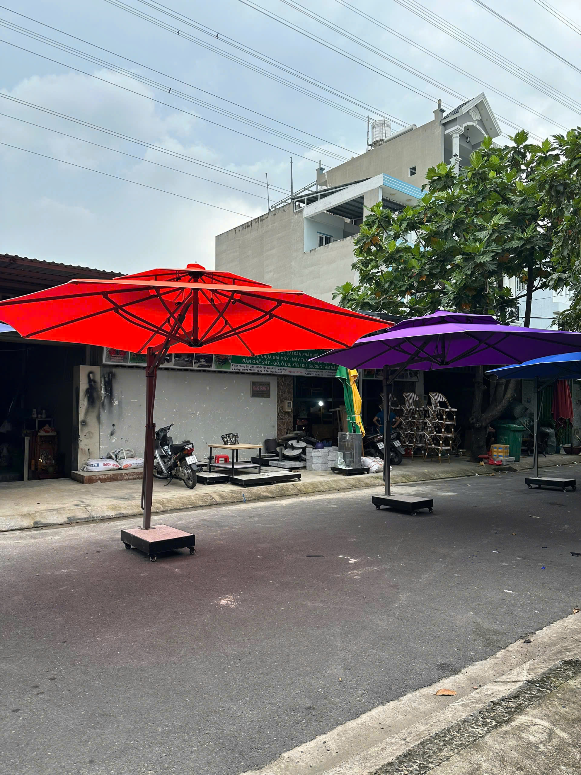 Dù che nắng lệch tâm tròn 3m HTT01