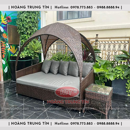 Ghế trang trí mái vòm đan nhựa giả mây HTT002