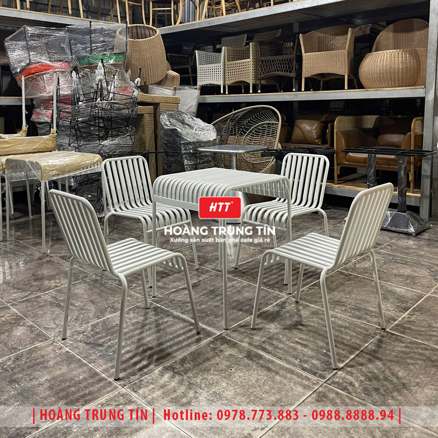 Bàn ghế cafe sắt ngoài trời HTT23