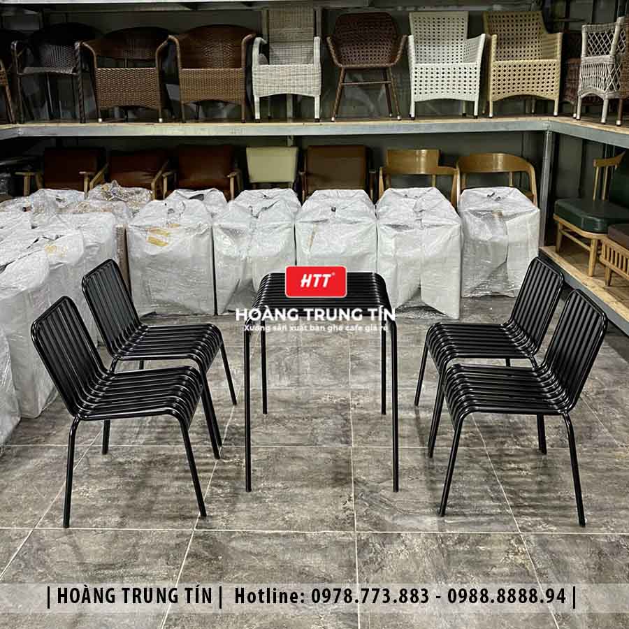 Bàn ghế cafe sắt ngoài trời HTT11
