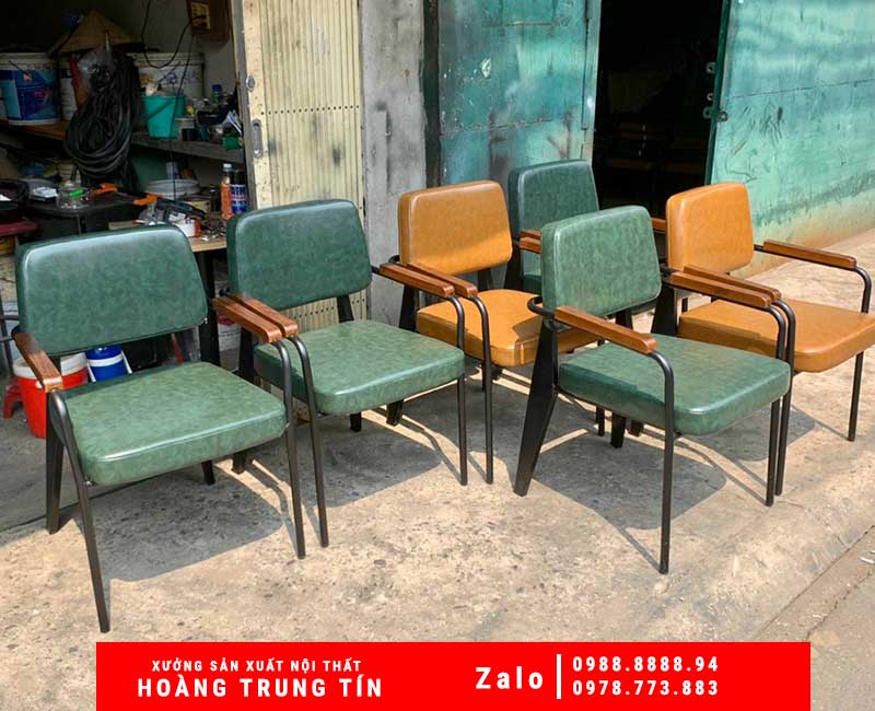 Bộ bàn ghế sofa sắt nệm HTT-02