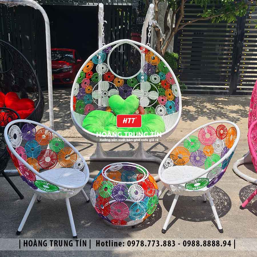 Xích đu đan nhựa giả mây ngoài trời HTT05