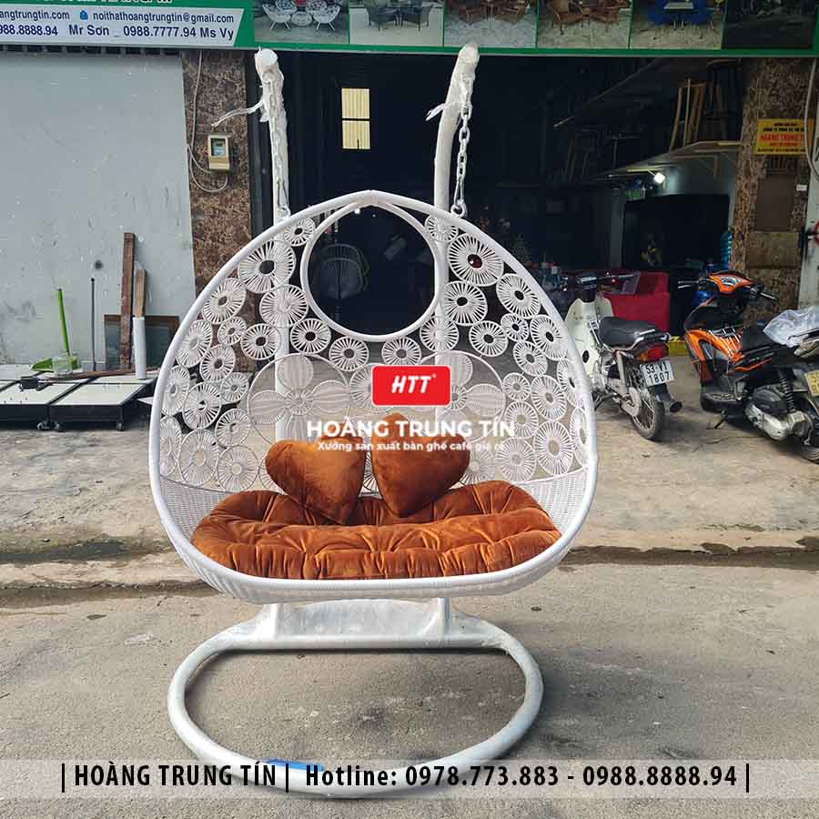 Xích đu đan nhựa giả mây ngoài trời HTT06