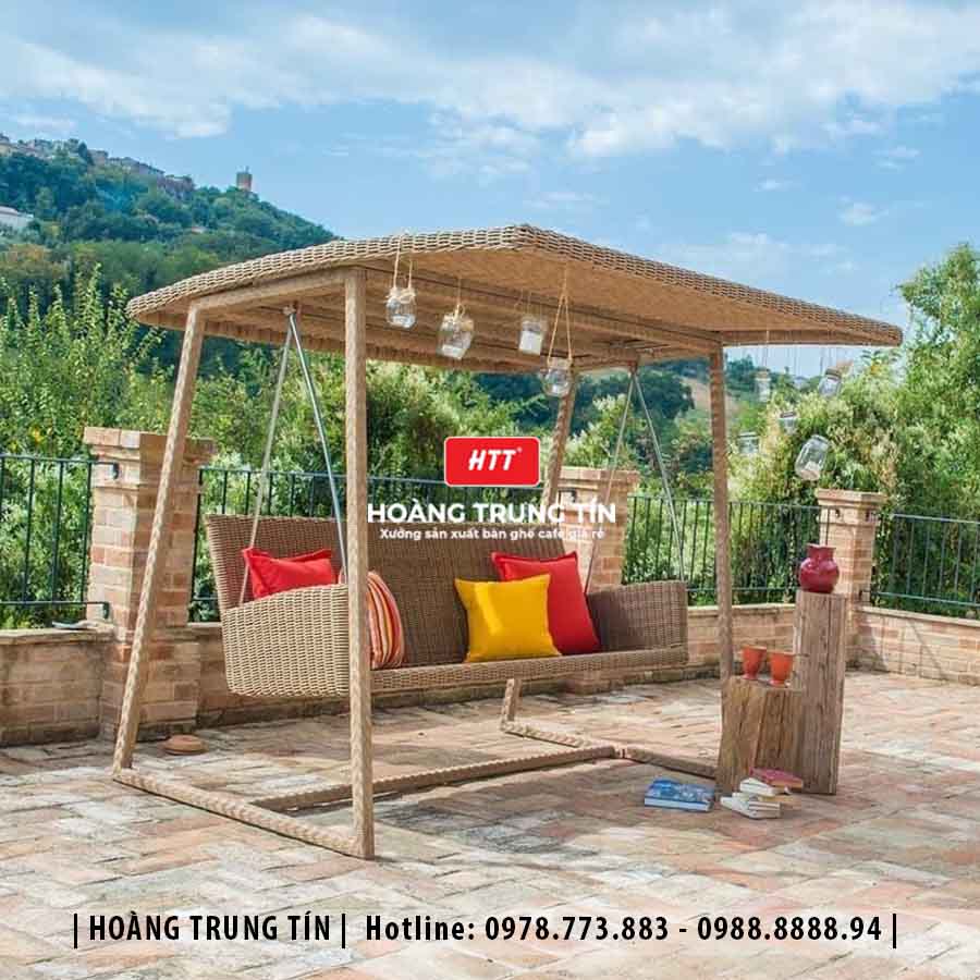 Xích đu đan nhựa giả mây ngoài trời HTT09