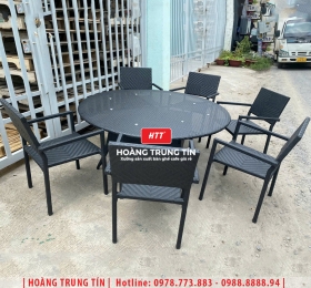 Bàn ghế nhà hàng đan nhựa mây HTT037