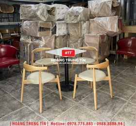 Bàn ghế cafe gỗ nệm cao cấp HTT47