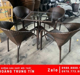 Mẫu Bàn ghế giả Mây ngoài trời Giá Rẻ dành cho quán cafe