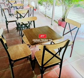 Bàn ghế quán ăn bình dân