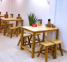 Bàn ghế quán phở