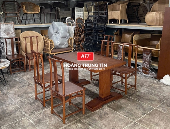 Bàn ghế gỗ nhà hàng cao cấp HTT01