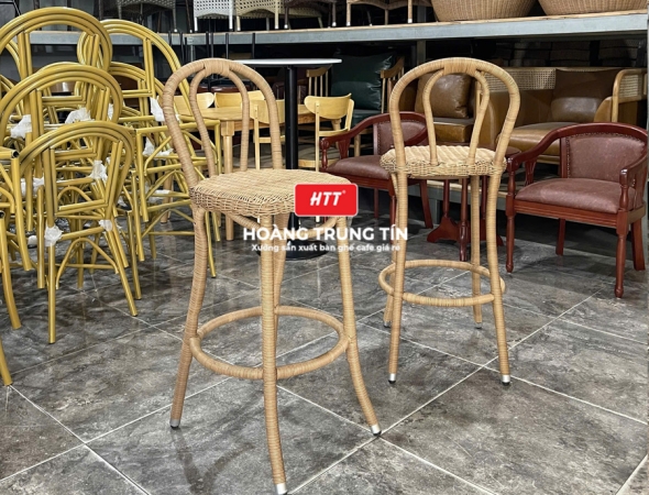 Bàn ghế bar đan nhựa giả mây HTT01