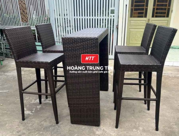 Bàn ghế bar đan nhựa mây ngoài trời HTT006