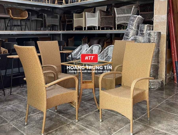 Bàn ghế cafe nhựa giả mây HTT057
