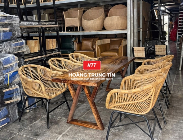 Bàn ghế cafe đan nhựa mây cao cấp HTT030