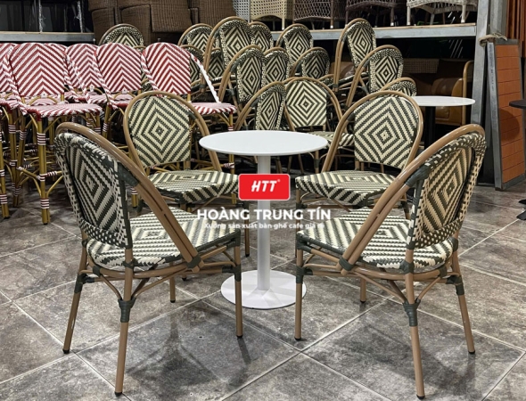 Bàn ghế cafe đan nhựa mây cao cấp HTT035