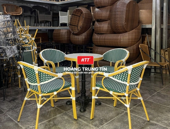 Bàn ghế cafe đan nhựa mây cao cấp HTT024