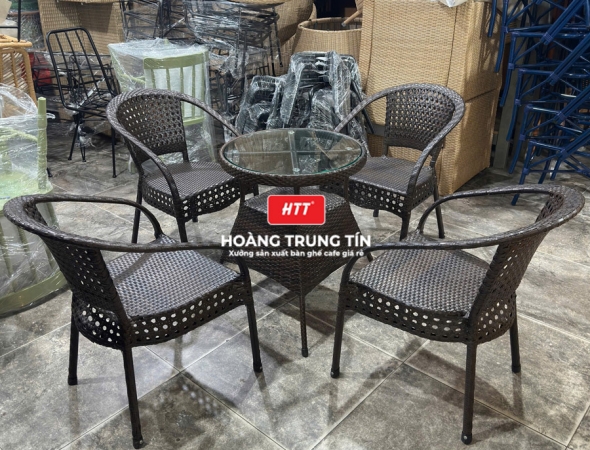 Bàn ghế cafe đan nhựa mây cao cấp HTT038