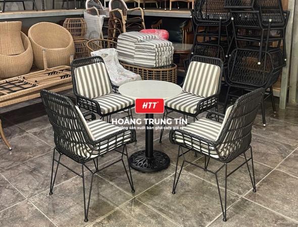 Bàn ghế nhựa giả mây ngoài trời HTT044