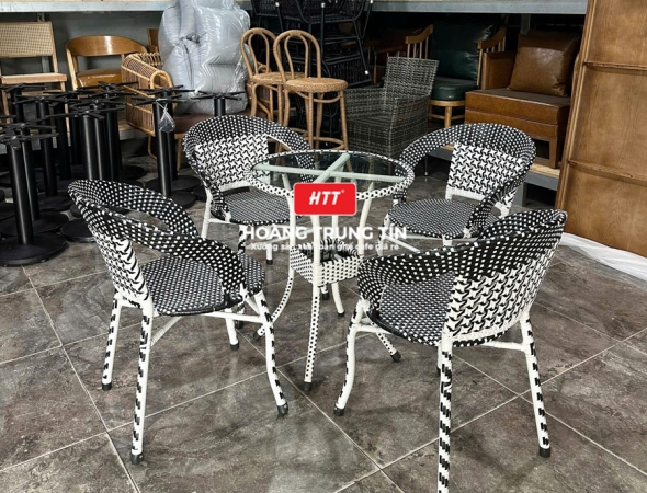 Bàn ghế nhựa giả mây ngoài trời HTT045