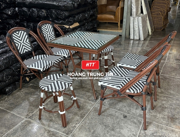 Bàn ghế cafe đan nhựa mây cao cấp HTT068