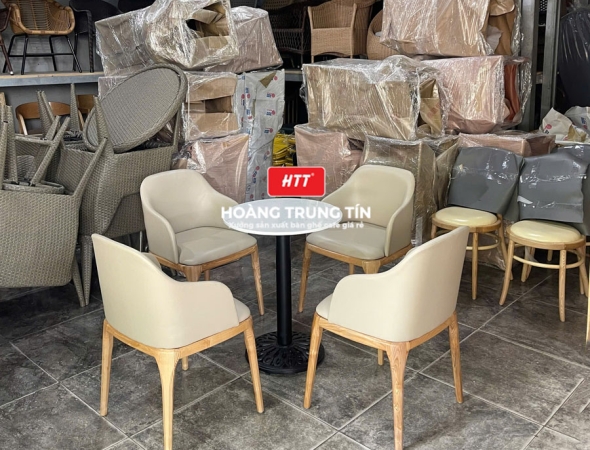 Bàn ghế cafe gỗ nệm cao cấp HTT44