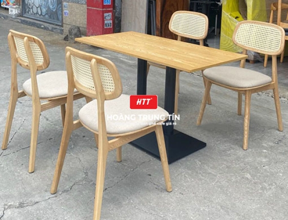 Bàn ghế ăn gỗ nệm cao cấp HTT43