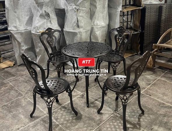 Bàn ghế cafe nhôm đúc ngoài trời HTT01