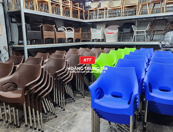 Ghế nhựa nữ hoàng Giá rẻ