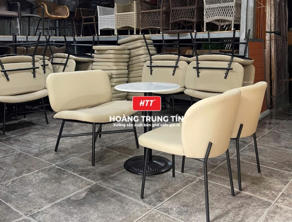 Bàn ghế cafe sắt nệm cao cấp HTT36